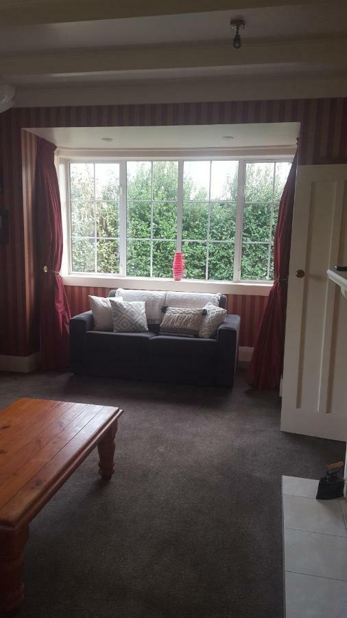 64lewis Apartment Invercargill